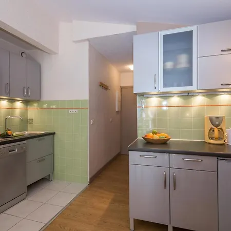 Apartment Sleeps 4
