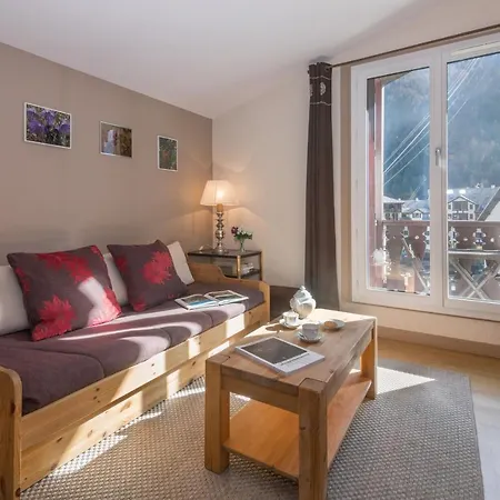 Sleeps 4